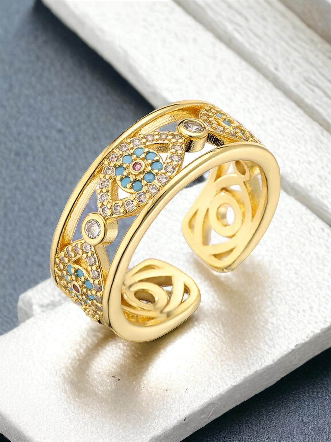 Classy Eye Ring